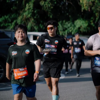 Runner Photo 4114474