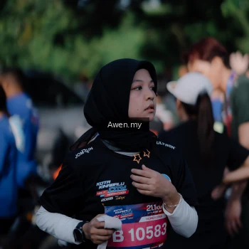 Runner Photo 4114504