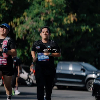 Runner Photo 4114542