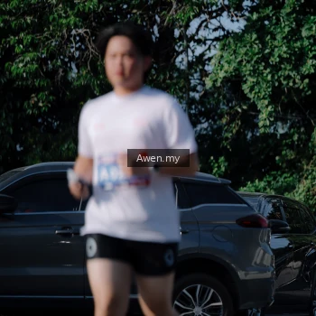 Runner Photo 4114555