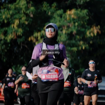 Runner Photo 4114557