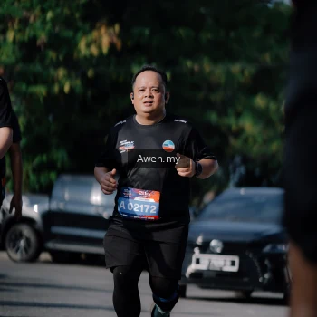 Runner Photo 4114558