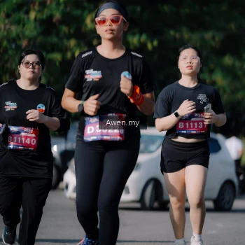 Runner Photo 4114565