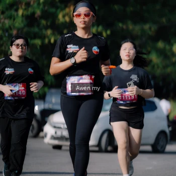 Runner Photo 4114577