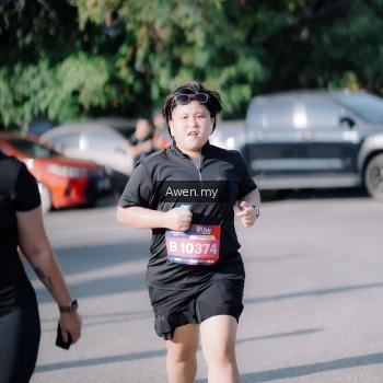 Runner Photo 4114607