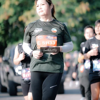 Runner Photo 4114662