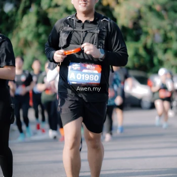 Runner Photo 4114740