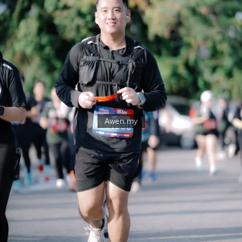 Runner Photo 4114744