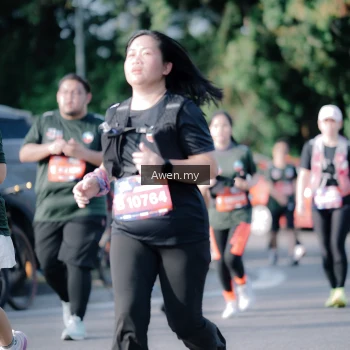 Runner Photo 4114843