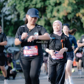 Runner Photo 4114852