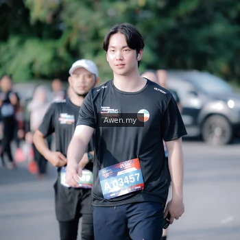 Runner Photo 4114869