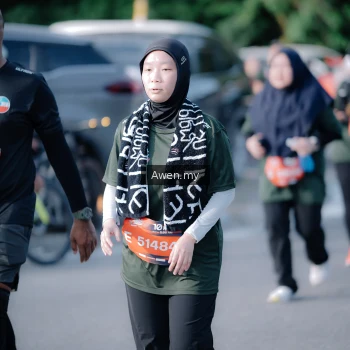 Runner Photo 4114894