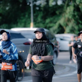 Runner Photo 4114945