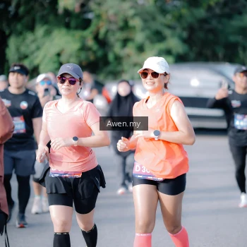 Runner Photo 4114996