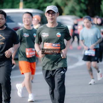 Runner Photo 4115018