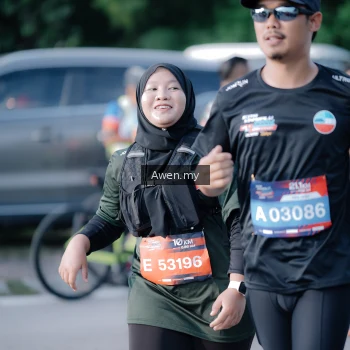 Runner Photo 4115043