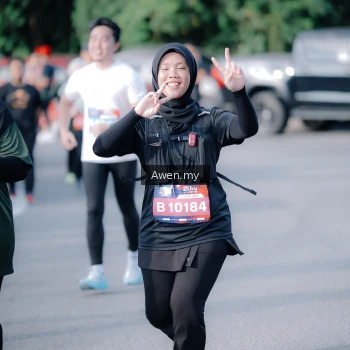 Runner Photo 4115065