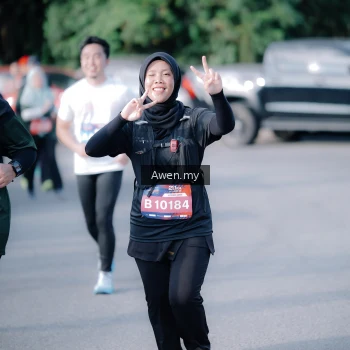 Runner Photo 4115070