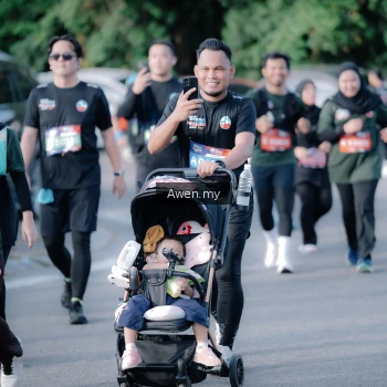 Runner Photo 4115085