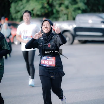 Runner Photo 4115088