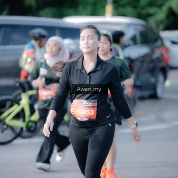 Runner Photo 4115116