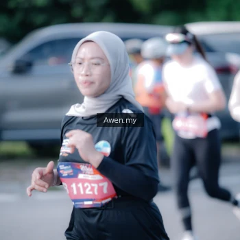 Runner Photo 4115132