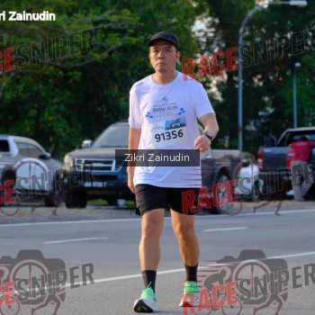 Runner Photo 411516