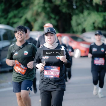 Runner Photo 4115169