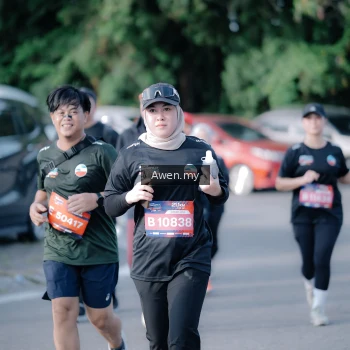 Runner Photo 4115171