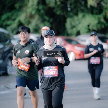 Runner Photo 4115189