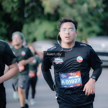 Runner Photo 4115202