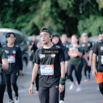 Runner Photo 4115220