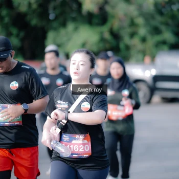 Runner Photo 4115224