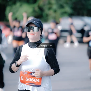 Runner Photo 4115268