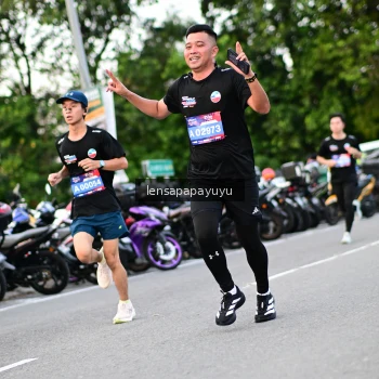 Runner Photo 4115272
