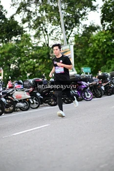 Runner Photo 4115274