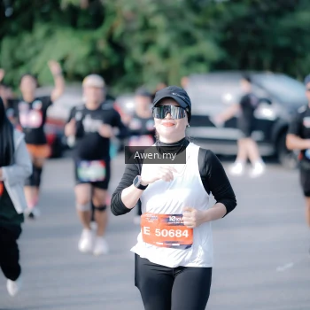 Runner Photo 4115282