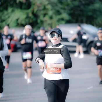 Runner Photo 4115291