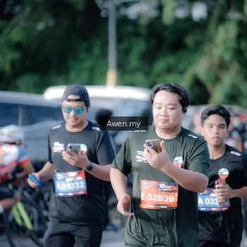 Runner Photo 4115301