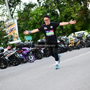 Runner Photo 4115324