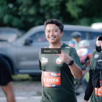 Runner Photo 4115332