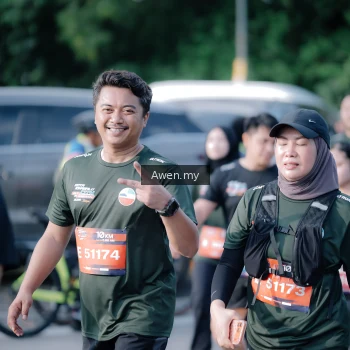 Runner Photo 4115356