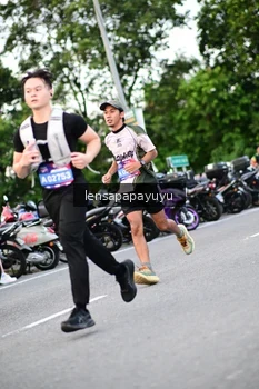 Runner Photo 4115367