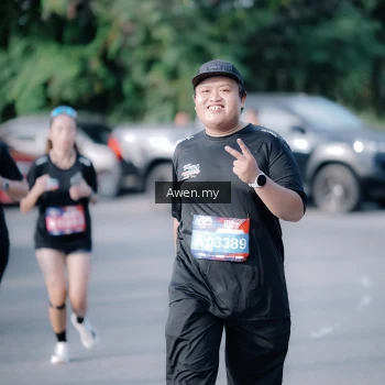 Runner Photo 4115389