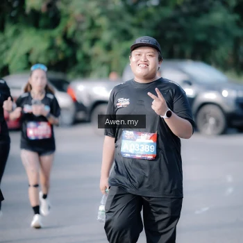 Runner Photo 4115390