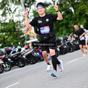 Runner Photo 4115395