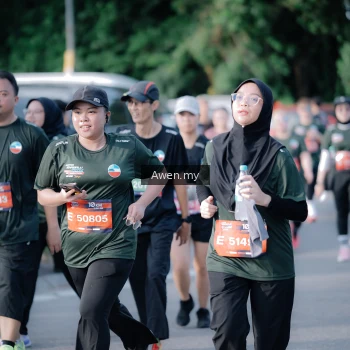 Runner Photo 4115411