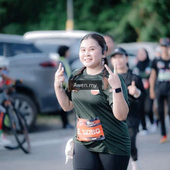 Runner Photo 4115413