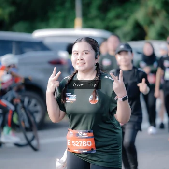 Runner Photo 4115420