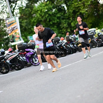 Runner Photo 4115424